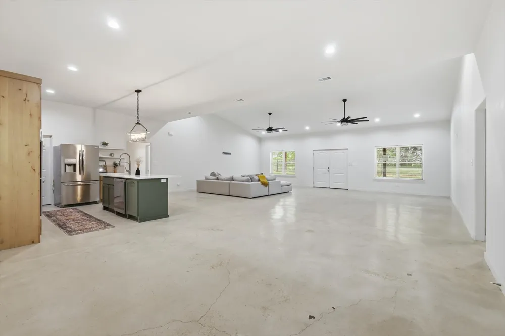 1445 County Road 3690 Paradise, TX 76073