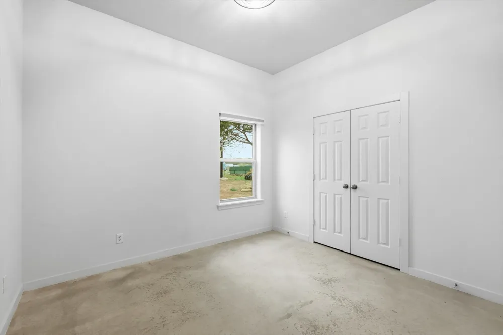 1445 County Road 3690 Paradise, TX 76073