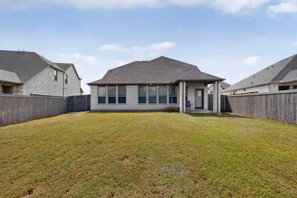 6725 Aster Drive Venus, TX 76084