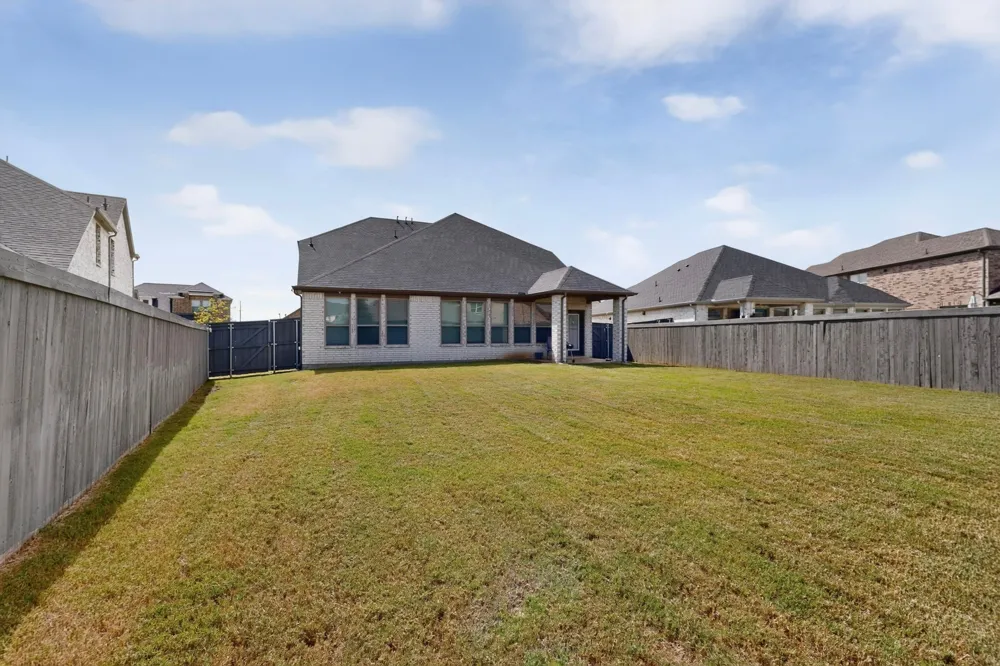6725 Aster Drive Venus, TX 76084