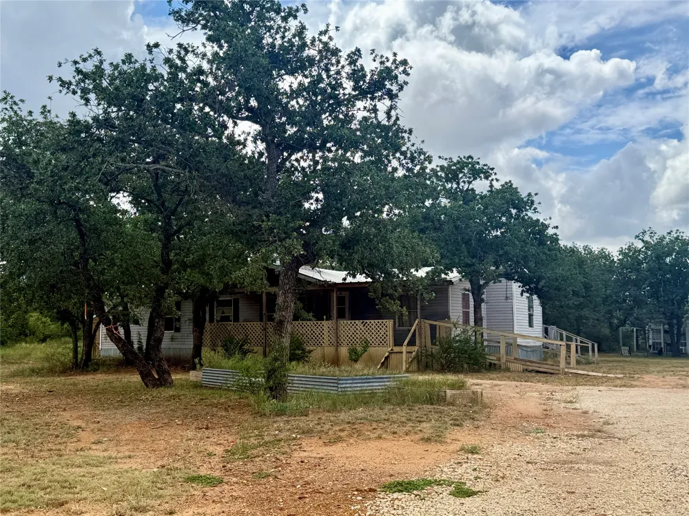 405 County Road 102 Santa Anna, TX 76878