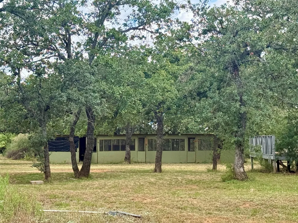 405 County Road 102 Santa Anna, TX 76878