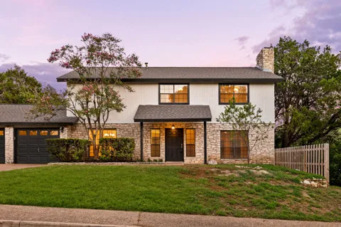 3622 Peregrine Falcon Drive