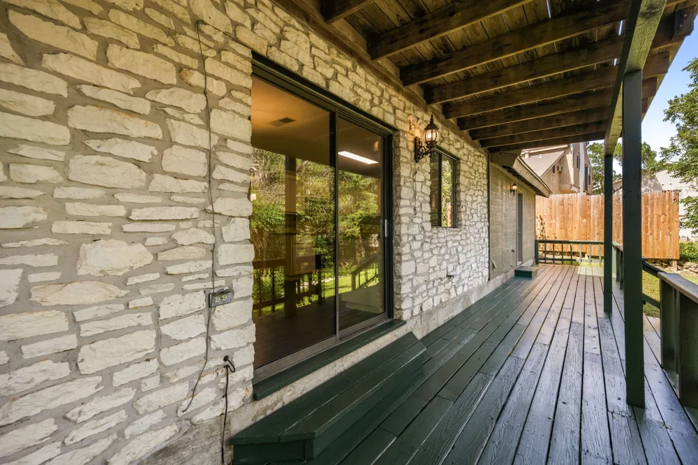 3622 Peregrine Falcon Drive Austin, TX 78746