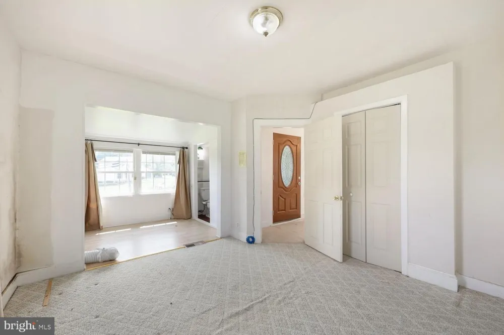 8208 MOUNT VERNON HIGHWAY Alexandria, VA 22309