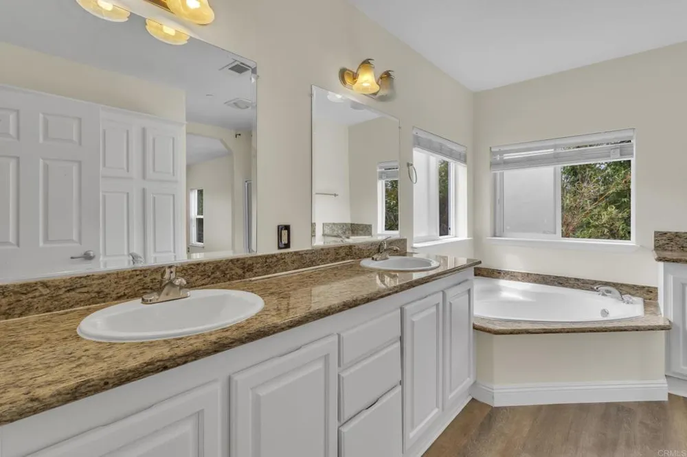 441 Rancho Santa Fe Road Encinitas, CA 92024