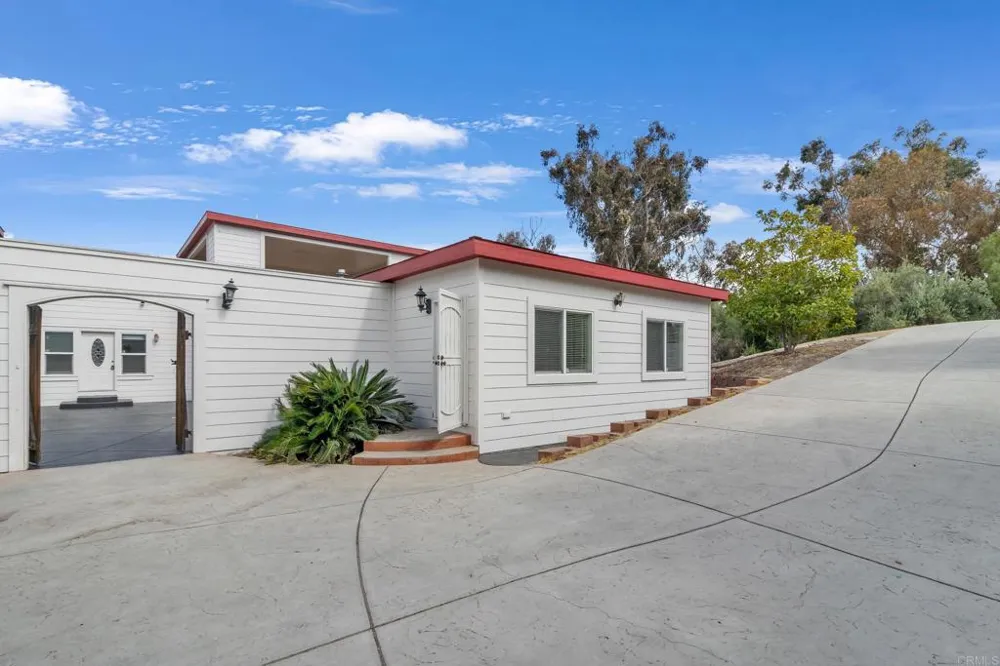 441 Rancho Santa Fe Road Encinitas, CA 92024
