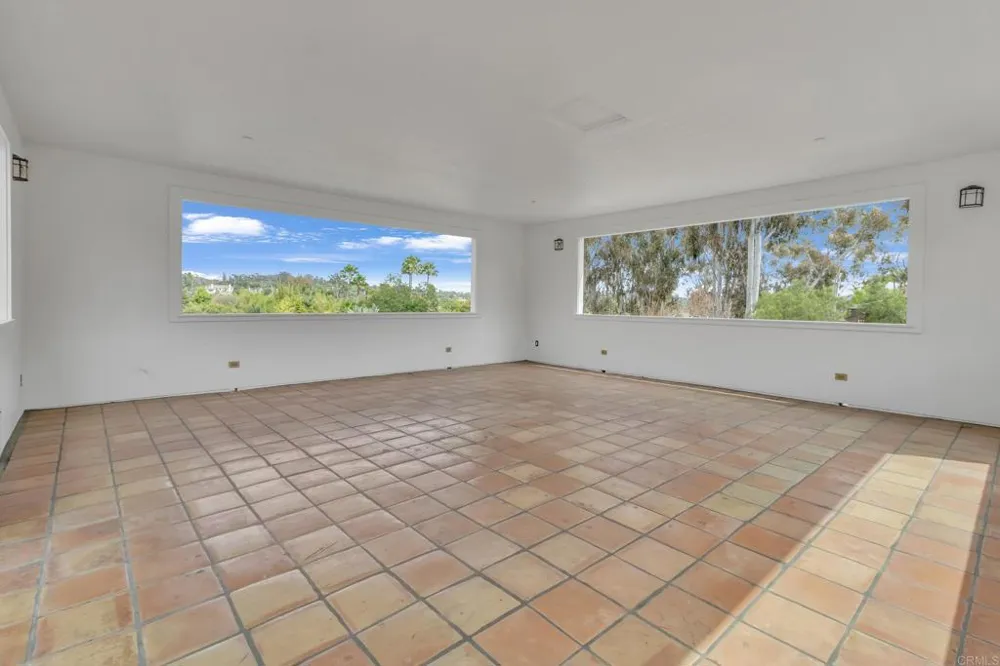 441 Rancho Santa Fe Road Encinitas, CA 92024