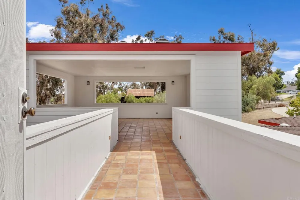 441 Rancho Santa Fe Road Encinitas, CA 92024