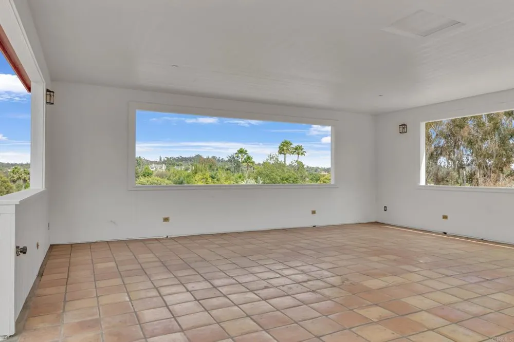 441 Rancho Santa Fe Road Encinitas, CA 92024