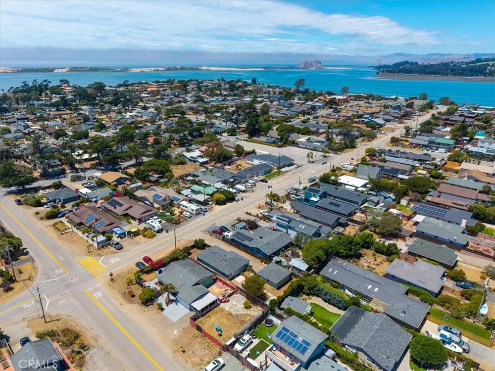 1392 7th Los Osos, CA 93402