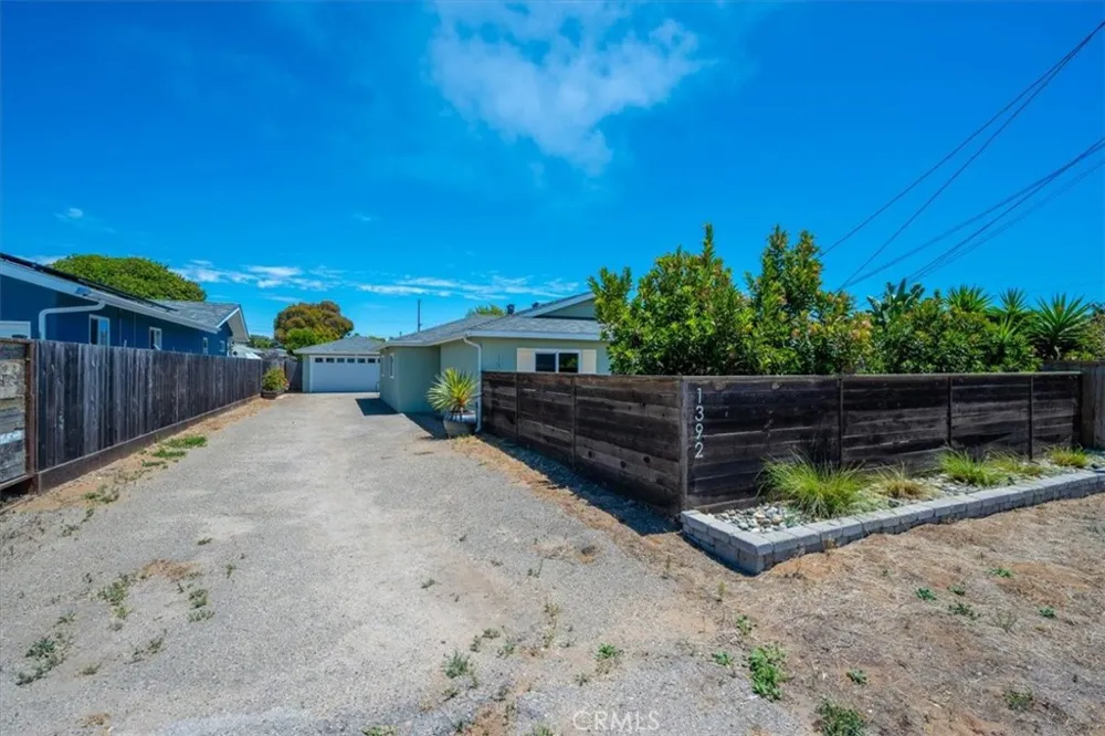 1392 7th Los Osos, CA 93402