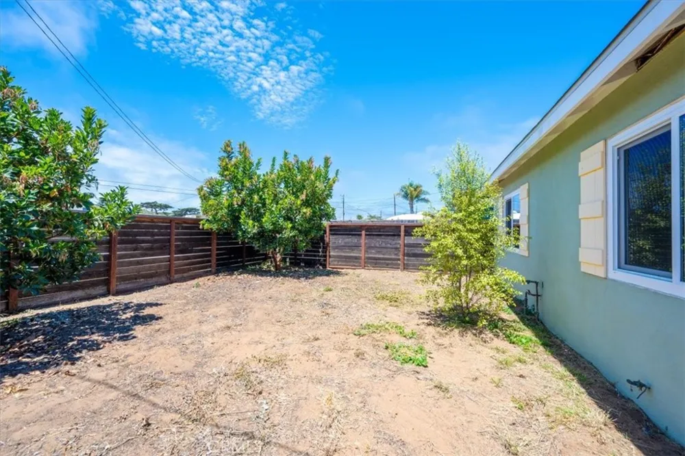 1392 7th Los Osos, CA 93402