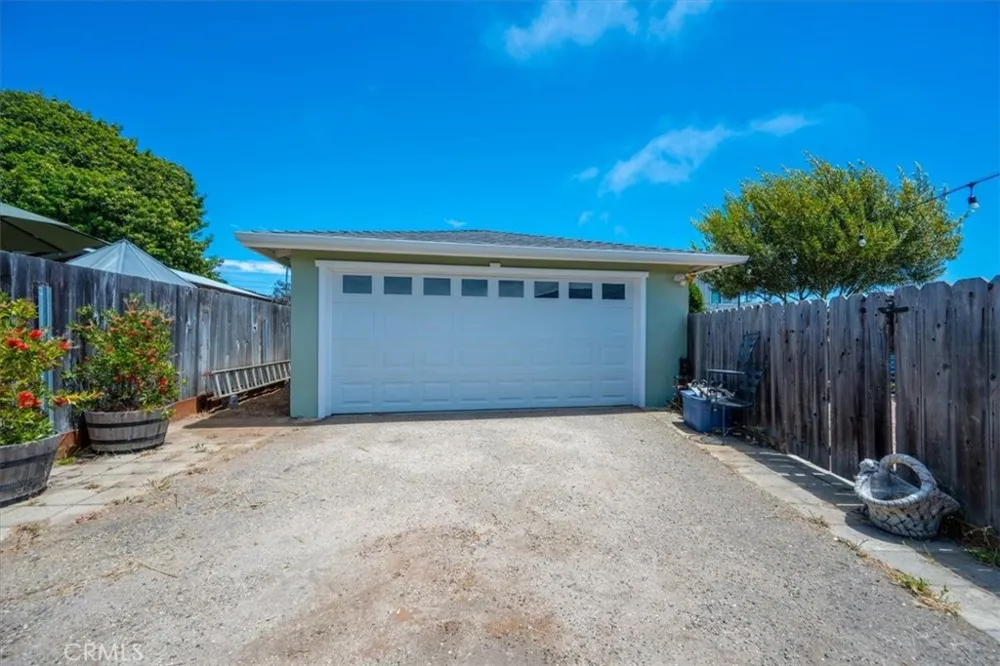 1392 7th Los Osos, CA 93402