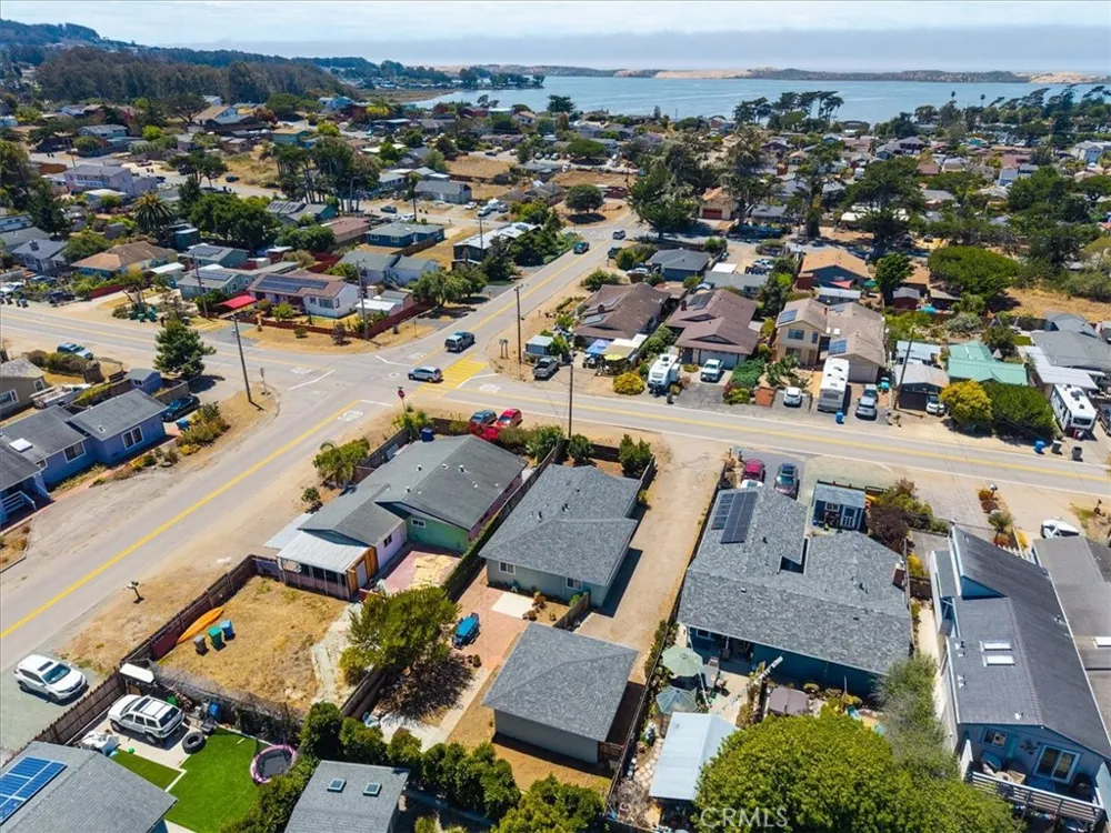 1392 7th Los Osos, CA 93402