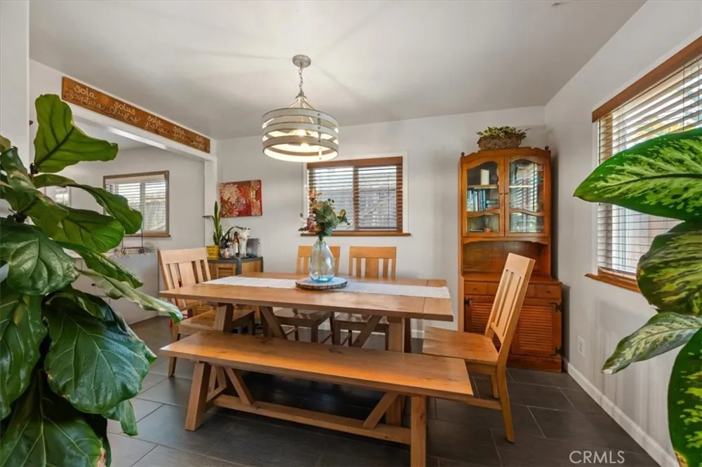 1392 7th Los Osos, CA 93402