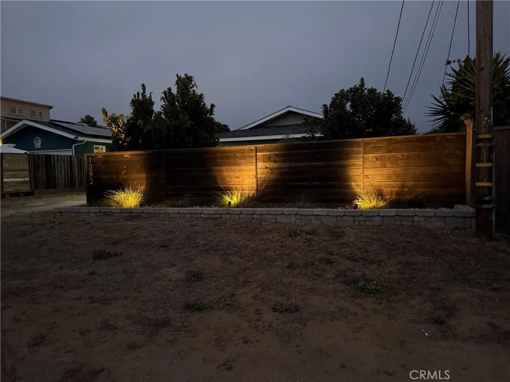1392 7th Los Osos, CA 93402