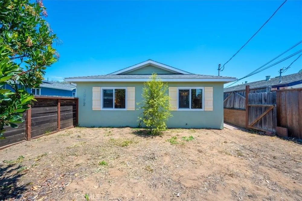 1392 7th Los Osos, CA 93402