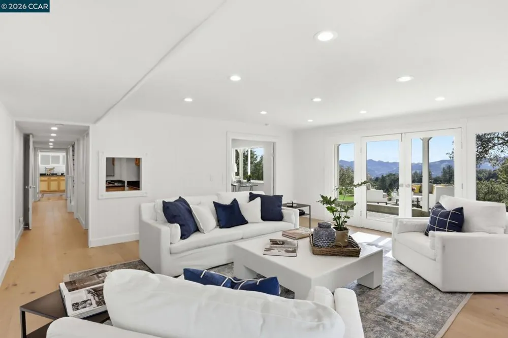 128 Diablo View Dr Orinda, CA 94563