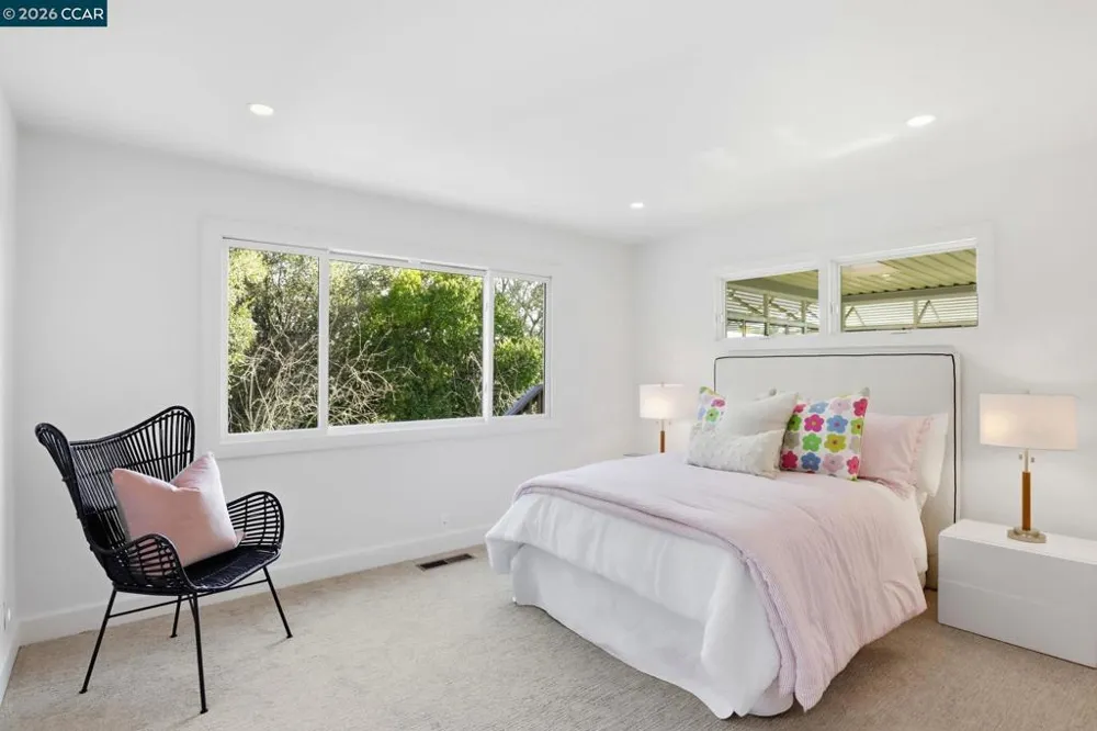 128 Diablo View Dr Orinda, CA 94563