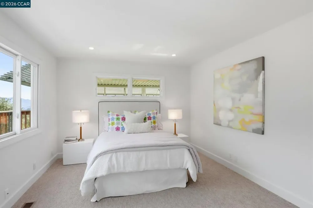 128 Diablo View Dr Orinda, CA 94563