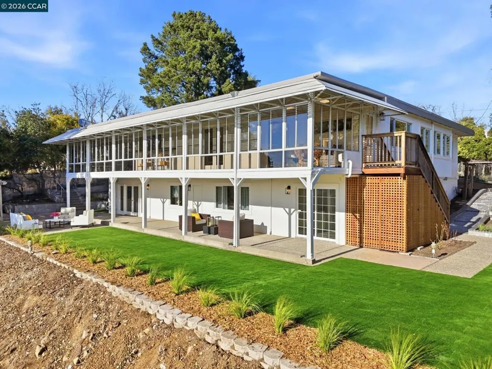 128 Diablo View Dr Orinda, CA 94563