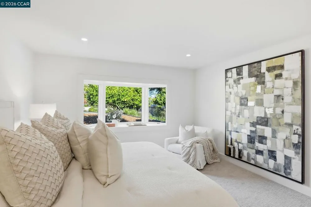 128 Diablo View Dr Orinda, CA 94563