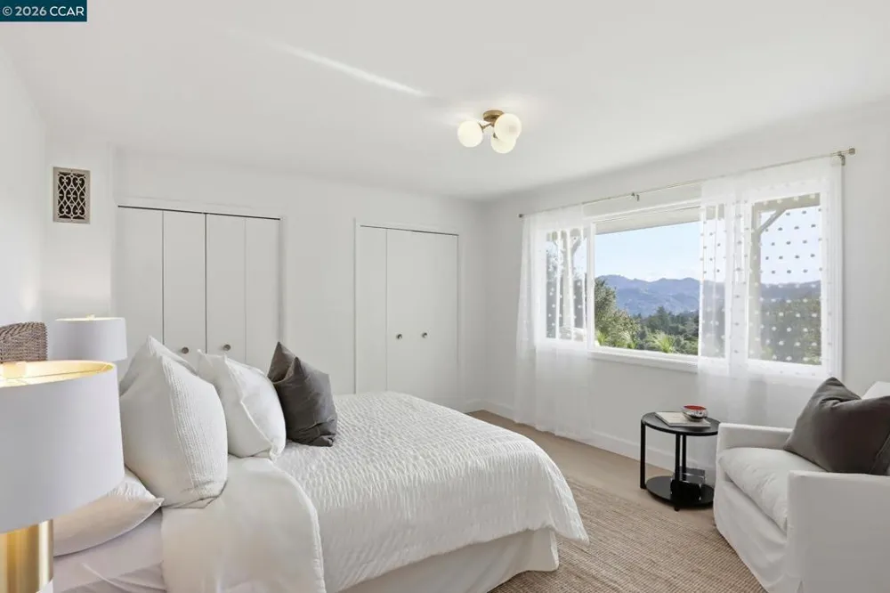 128 Diablo View Dr Orinda, CA 94563
