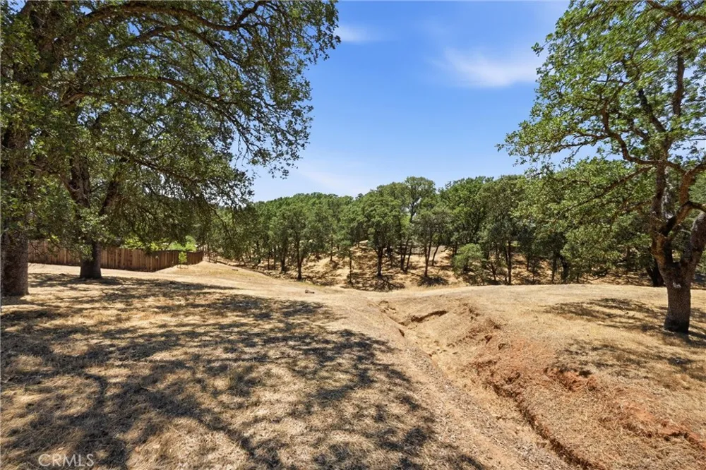 19531 Park Ridge Road Hidden Valley Lake, CA 95467