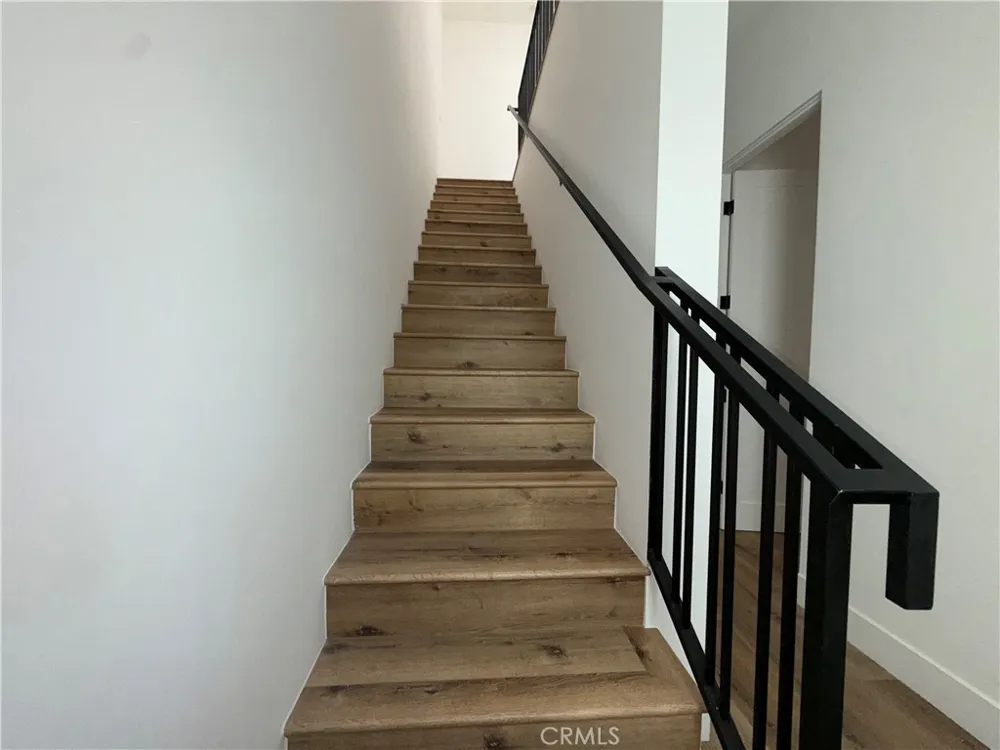 5044 Laurel Canyon Boulevard Los Angeles, CA 91607
