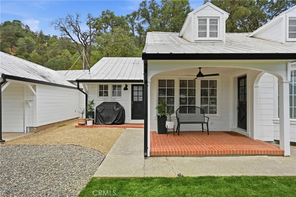 11450 E Highway 20 Clearlake Oaks, CA 95423