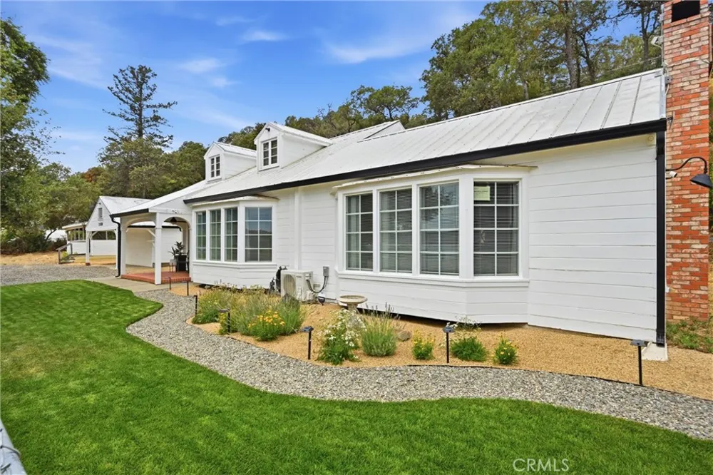 11450 E Highway 20 Clearlake Oaks, CA 95423