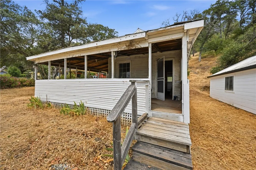 11450 E Highway 20 Clearlake Oaks, CA 95423
