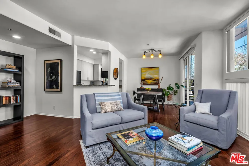 3613 Glendon Avenue #101 Los Angeles, CA 90034