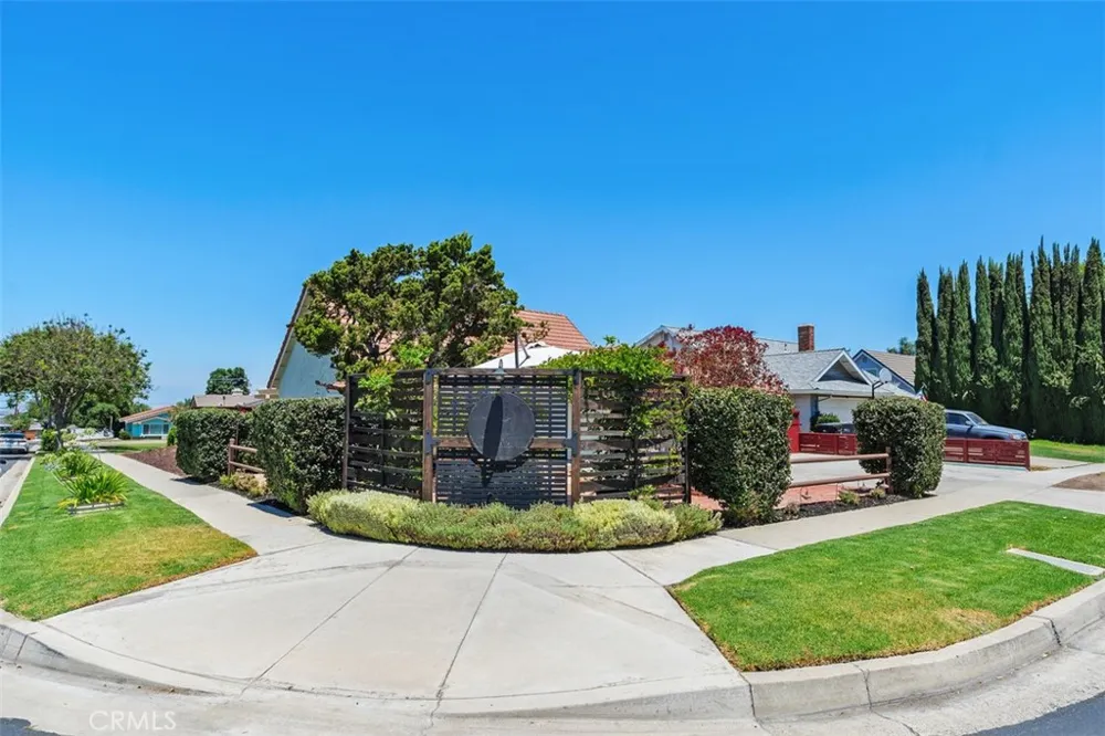 315 E Monterey Corona, CA 92879