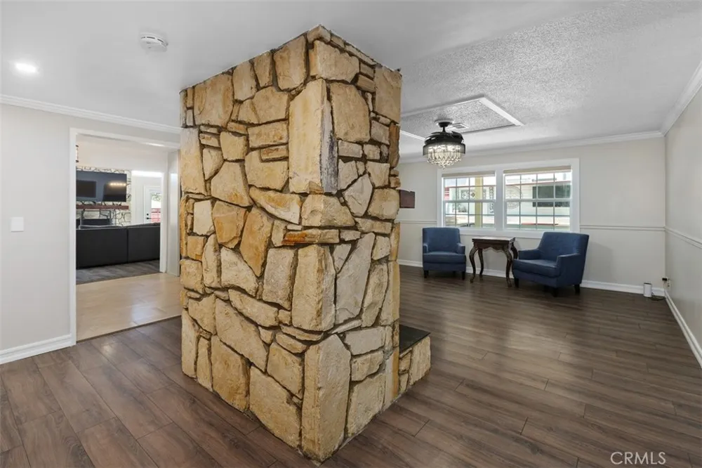 315 E Monterey Corona, CA 92879