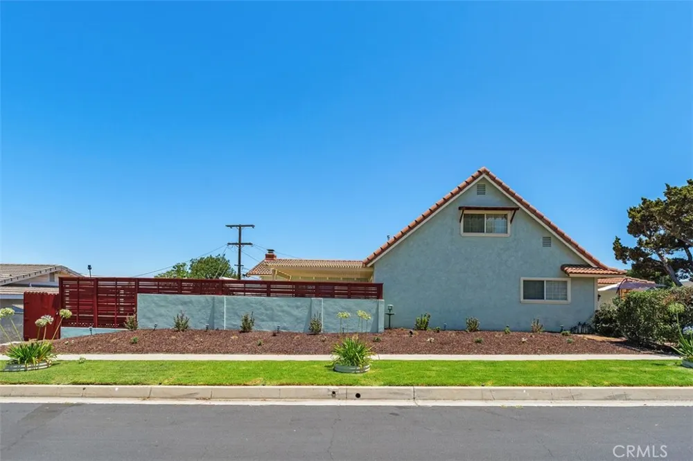 315 E Monterey Corona, CA 92879