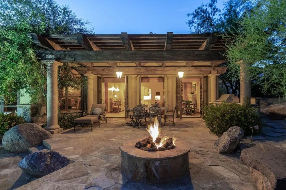 49518 Hidden Valley Trail Indian Wells, CA 92210