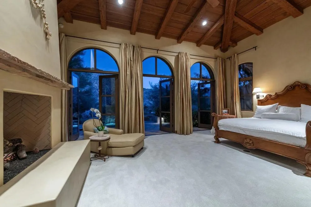 49518 Hidden Valley Trail Indian Wells, CA 92210