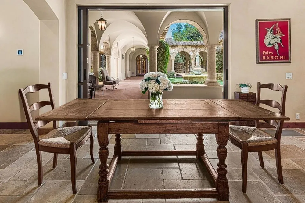 49518 Hidden Valley Trail Indian Wells, CA 92210