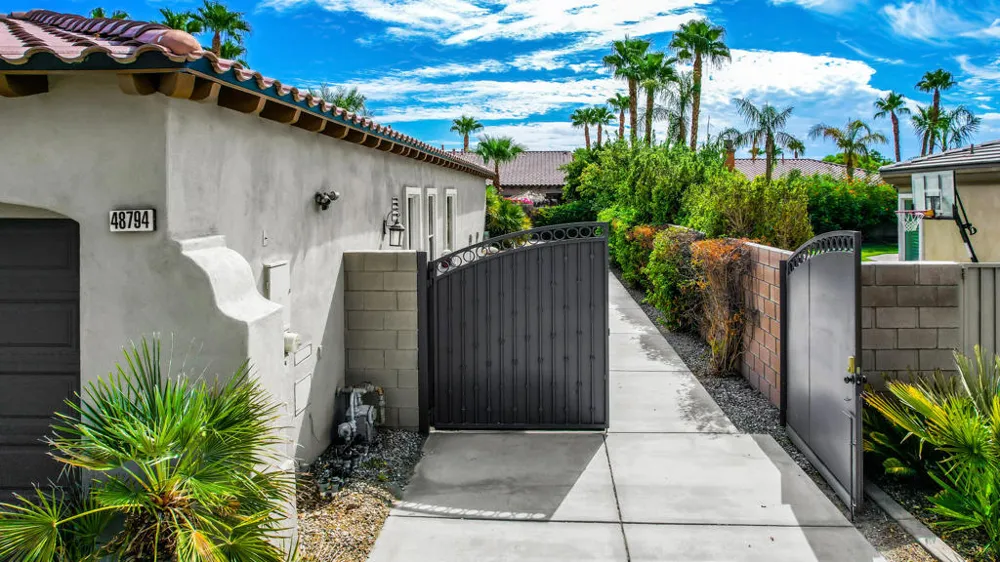 48794 Pear Street Indio, CA 92201