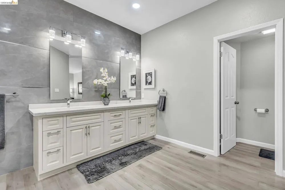 2435 PINEHURST COURT Discovery Bay, CA 94505