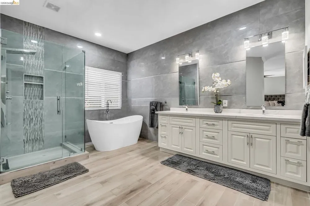 2435 PINEHURST COURT Discovery Bay, CA 94505
