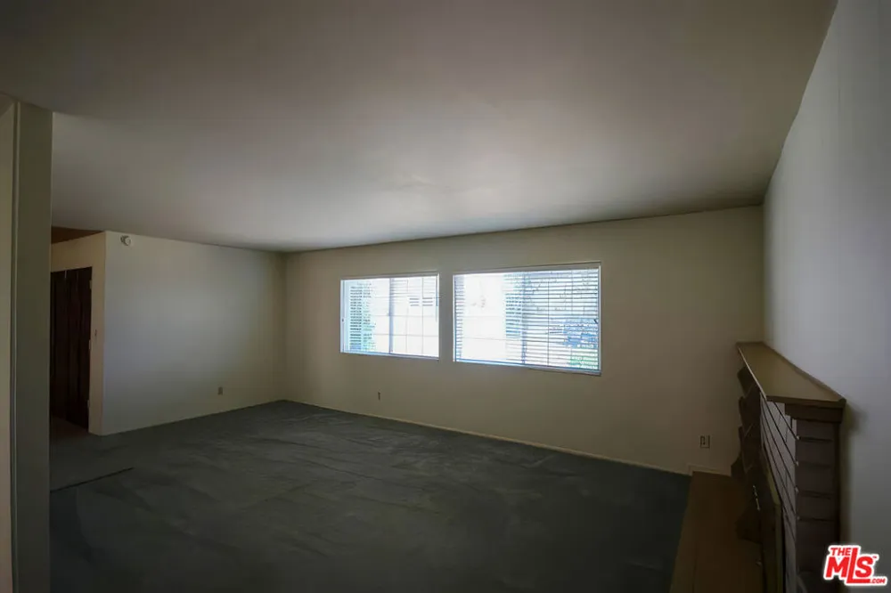 1051 Gill Avenue Port Hueneme, CA 93041