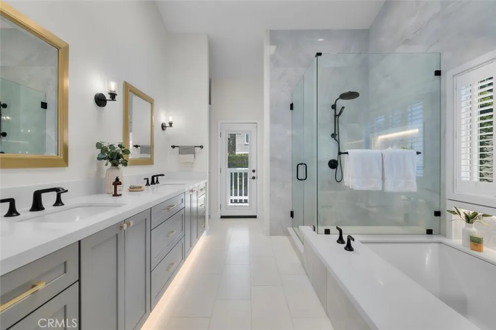 3406 Palm Avenue Manhattan Beach, CA 90266