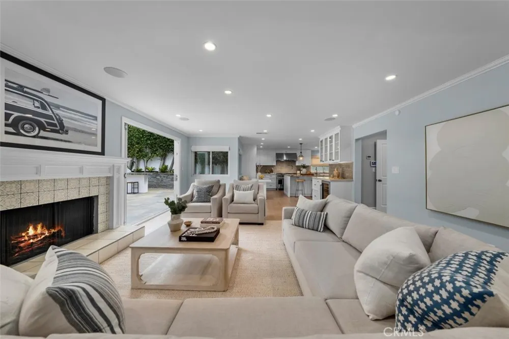 3406 Palm Avenue Manhattan Beach, CA 90266