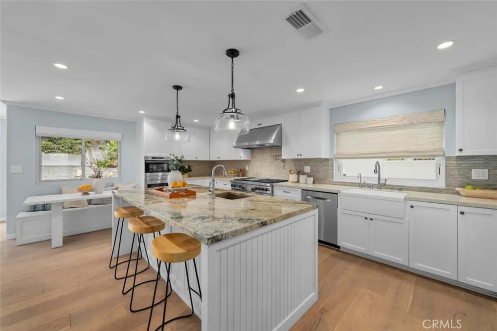 3406 Palm Avenue Manhattan Beach, CA 90266