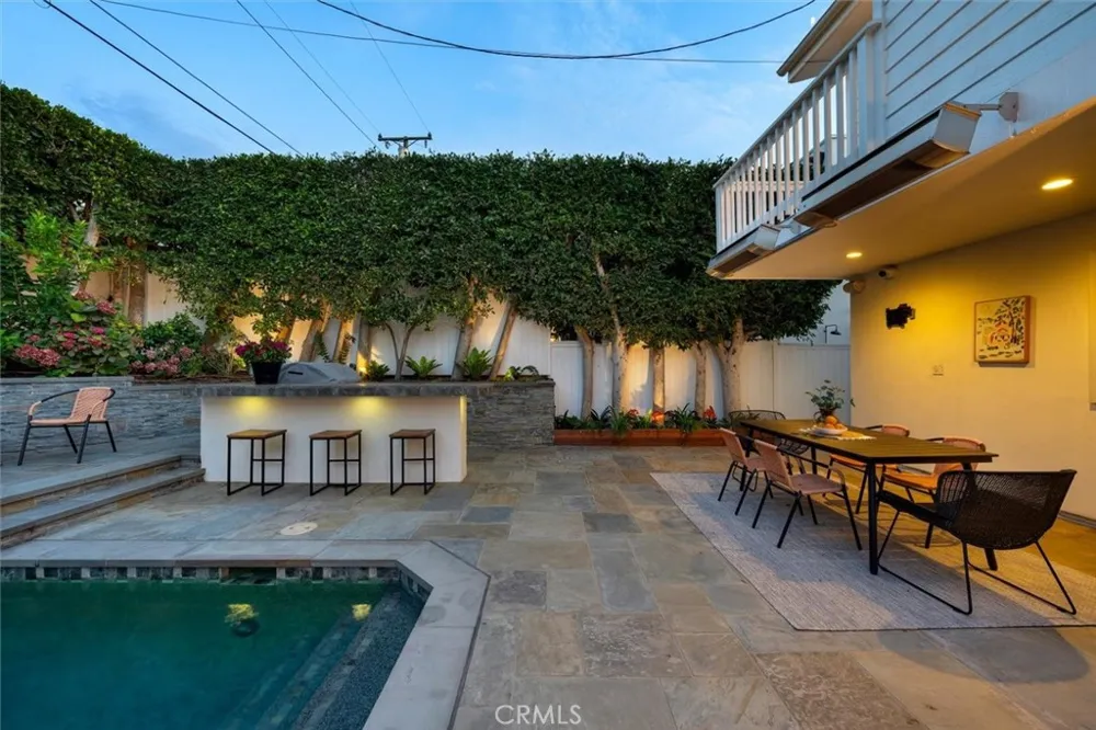 3406 Palm Avenue Manhattan Beach, CA 90266