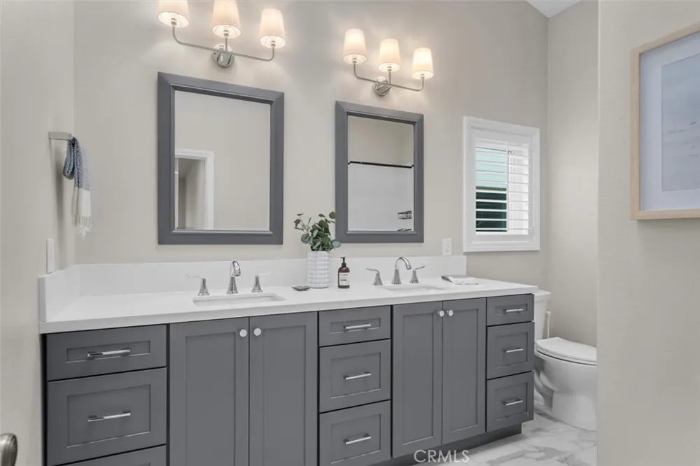 3406 Palm Avenue Manhattan Beach, CA 90266
