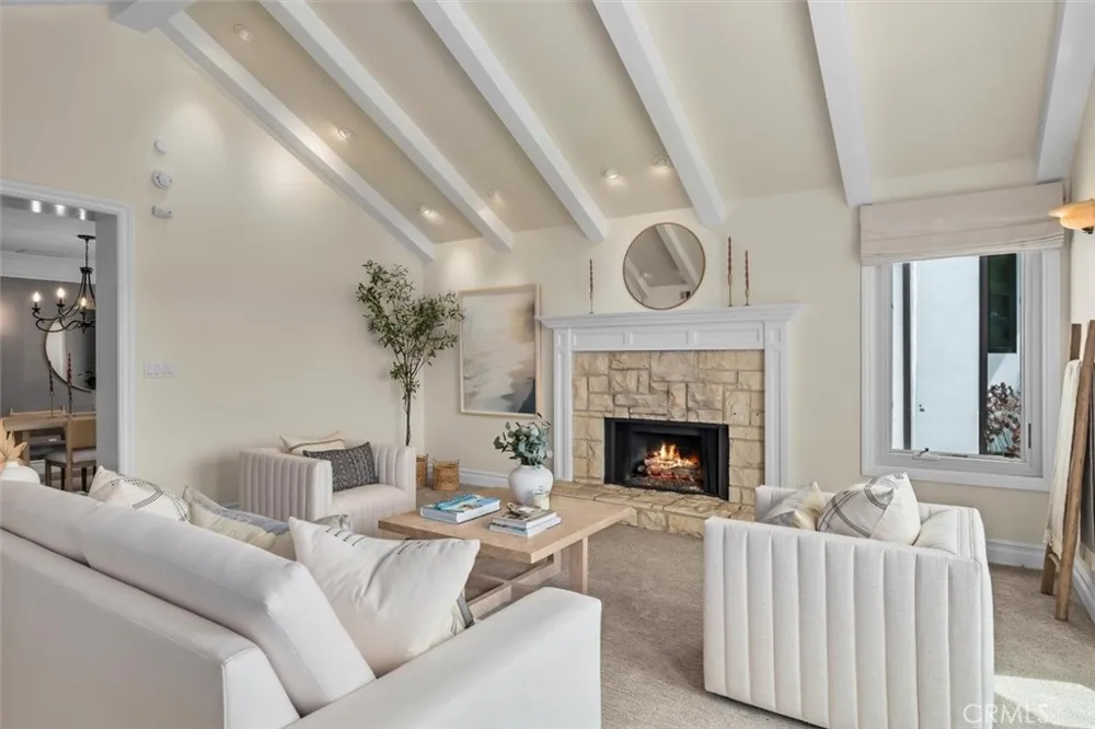 3406 Palm Avenue Manhattan Beach, CA 90266